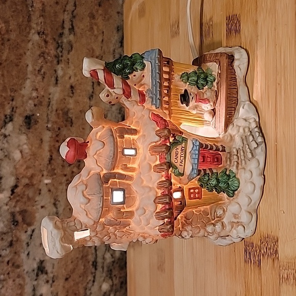 Vintage Other - Vintage Porcelain lighted Candy Factory Santa Village house